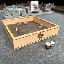 Load image into Gallery viewer, Maple and Walnut Dice Tray